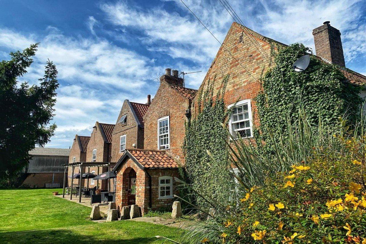 The Leagate Inn Coningsby Extérieur photo