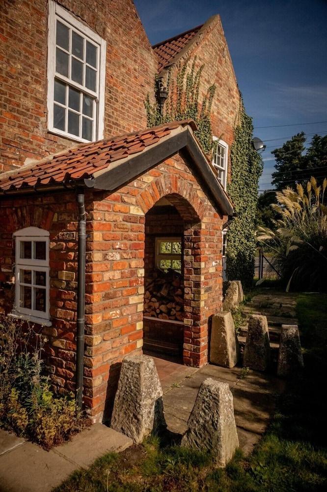The Leagate Inn Coningsby Extérieur photo